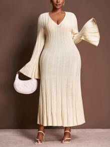Slaydiva 2025 Autumn/Winter New Elegant Casual Vacation Commute Daily Office Outfit Knitted Solid Color Apricot Ribbed Striped Low Round Neck Long Flare Sleeve Wide Hem Fitted Sweater Dress For Plus Size Women Fall - Apricot - View 7