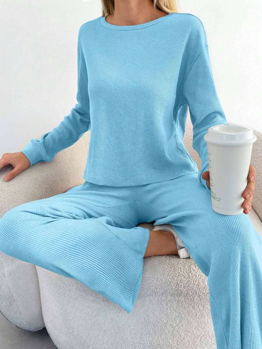 SHEIN Cottnline تي شيرت وبنطال قطني بلون موحد مضلع للنساء، للنساء الصغيرات - أخضر - مشاهدة 1