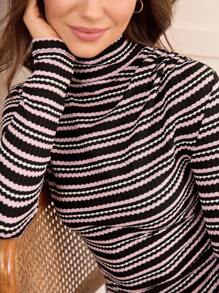 Hanevo Áo thun dài tay cổ cao, thiết kế thể thao, gợi cảm, dự tiệc dành cho nữ, họa tiết kẻ caro jacquard màu đen và hồng nóng bỏng, áo thun họa tiết sọc, áo nữ, phù hợp cho mùa thu, áo thun cổ lọ bó sát. - Nhiều màu - Xem 4