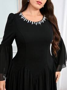 Modelyn 大码女式水钻装饰圆领喇叭袖优雅连衣裙 - 黑色 - 查看 1