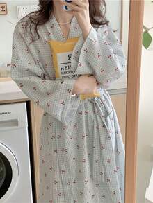 1 件 Ditsy 花卉 V 领甜美风格睡袍，春秋格子印花长袖浴袍，高端家居服适合日常居家、度假、户外、酒店，是洗完澡后回到学校居家和度假的理想选择 - 彩色 - 查看 12