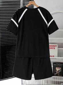 SHEIN 2 件套青少年春夏秋季插肩袖撞色条纹 T 恤和口袋短裤休闲运动时尚服装，Vacaura Boy - 黑色 - 查看 2
