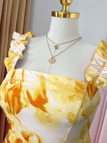 SHEIN Clasi 加大码方领细肩带荷叶边下摆收腰低腰修身A字春夏度假法式优雅扎染印花长裙 - 黃色 - 查看 6
