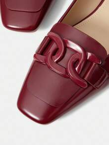 MOTF PREMIUM 女士简约商务链条装饰低跟粗跟鞋 - 酒紅色 - 查看 5