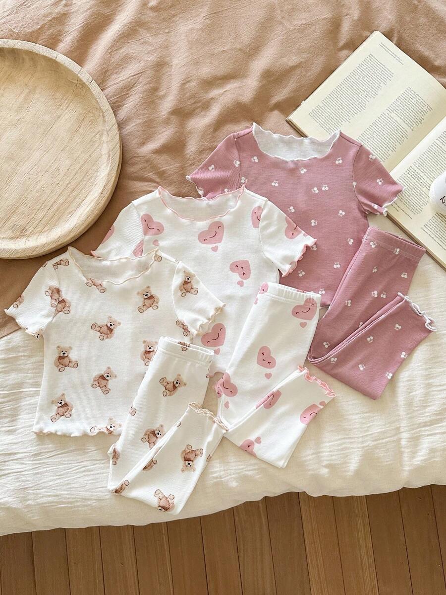 SHEIN LMoss Kids LMoss  6pcs Baby Girl Cute Cartoon Bear & Floral Print Ruffle Trim Round Neck Short Sleeve Top And Pants Casual Comfy Knit Pajama Set Graphic Teddy Bear Baby Clothes Baby Girl Pajama Set Heart Print Baby Pajamas Baby Girl Clothes Set Newborn Baby Girl Clothes - Multicolor - View 1