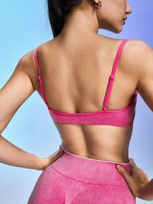 SHEIN Sovereign Charm Women's Matte Pink Sports Tank Top Ruched Sports Bra Push Up Sports Bras Molded Cup Sports Bra Dance Sports Bra - Pink - View 2