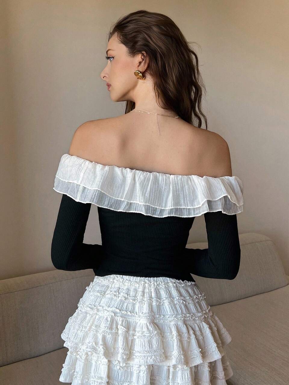 Women's Party/Valentine's Day Lace Trim Colorblock Off-Shoulder Ruffle Hem Long Sleeve T-Shirt