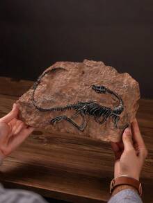 SHEIN 1pc Dinosaur Fossil Decoration Tyrannosaurus, Pterosaur-Like, Ostrich Lizard, And Chinese Dragon Bird Models, 4 Types Of Decorative Tabletop Ornaments Suitable For Home Decoration, Home Decor, Tabletop Ornaments, Party Gifts, And Presents.