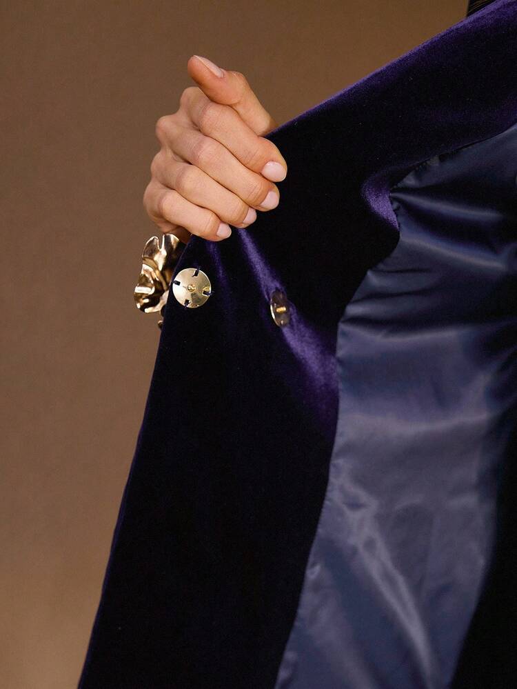 VELVET WRAP METAL DECOR BLAZER