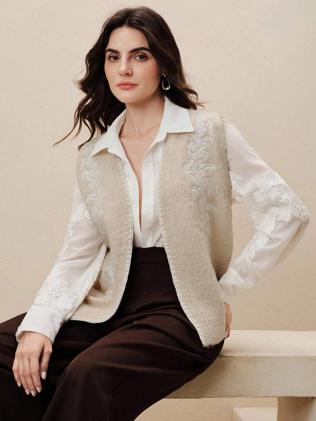 Women's Spring/Summer Floral Embroidered Knit Vest Top, Casual Business Elegant Sweater Vest