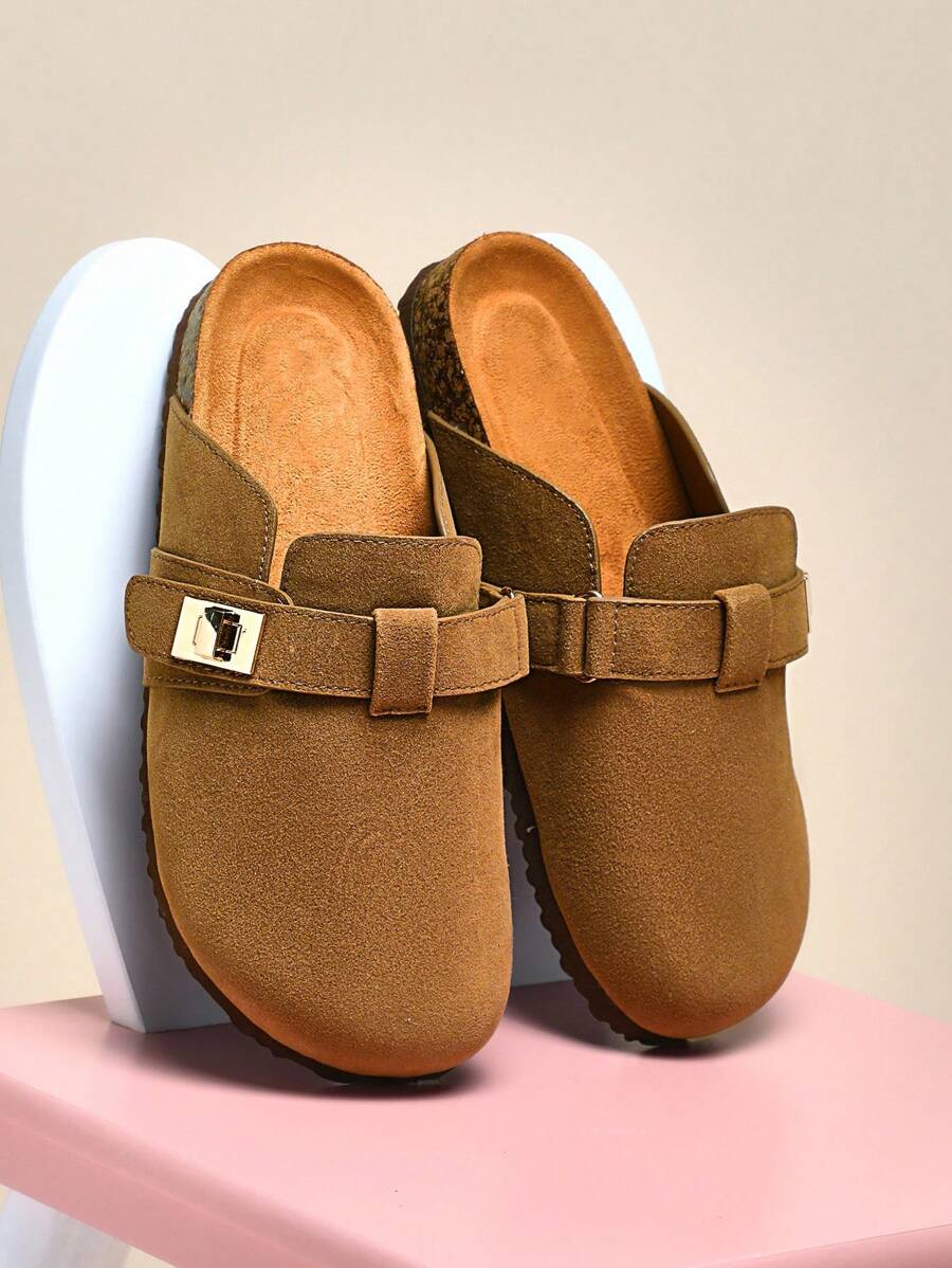 Mini mi #QuietLuxury Sepatu Bakiak Anak Minimalis Gold Locker dengan Alas Kaki Gabus Warna Cokelat Tua – Desain yang Menyenangkan, Dukungan Lengkungan Kaki & Gaya yang Cocok untuk Pantai dan Taman - Coklat - View 1