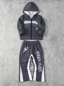 SHEIN 2 件套年轻男童服装，儿童针织舒适幼儿连帽夹克，搭配简约字母印花上衣和松紧腰休闲喇叭裤，宽松版型，适合秋冬季，适合度假、日常穿着、返校 - 深灰色 - 查看 1