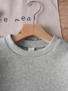 年轻女孩休闲圆领蝴蝶结设计运动衫，适合情人节、秋冬季