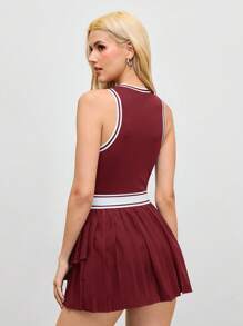 Cheerettes 女式字母印花条纹圆领褶边无袖运动连衣裙 - 酒紅色 - 查看 2