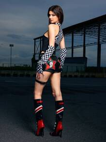 Betty Boop | ROMWE Women's Cartoon Figure Embroidery Rhinestone Embellished Sexy Shorts - Black - View 5