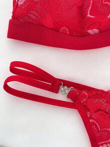 女士蕾丝心形性感内衣套装