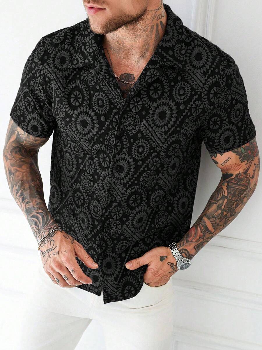 Manfinity Homme Áo sơ mi tay ngắn cài nút Jacquard dành cho kỳ nghỉ hè dành cho nam - màu đen - Xem 1