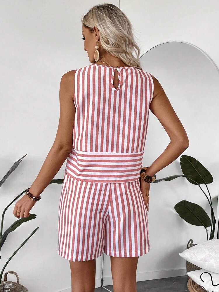 Set de 2 piezas de top de tirantes a rayas y pantalones cortos casuales de verano para mujer