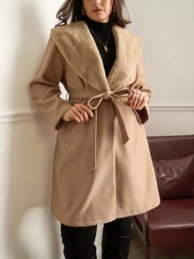 Chikora Chaqueta gruesa con cuello de piel sintética elegante para mujer de talla grande