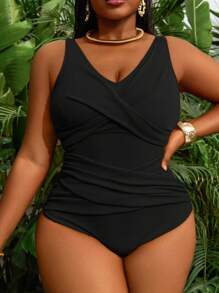 Slaydiva Plus Size Women One-Piece Solid Color Slimming Fashionable Casual Vacation Beach Swimsuit - Black - View 4