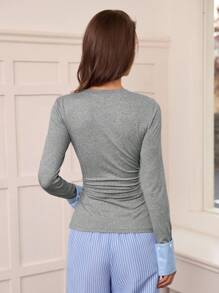Hanevo Camiseta de manga larga de cuello redondo de unicolor con puños a rayas desmontables para mujer, camiseta casual ajustada con pliegues para otoño, adecuada para citas y uso diario - Multicolor - Ver 2