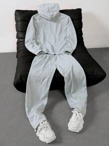 Manfinity EMRG Men's Letter & Leopard Print Long Sleeve Hoodie And Sweatpants Set Sweatsuit Men Two Pieces Outfit Sweatpants Y2k Clothes Designer Sweatsuit Grey Sweatpants Two Piece Set Leopard Print Hoodie Loungewear Grey Two Piece Set,Fall Clothes Two Piece Set Leopard Print Two Piece Set Grey Sweatsuit Sweatsuit