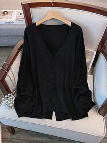 GlowEve CURVE 大码女式V领长袖纽扣针织开衫 - 黑色 - 查看 1