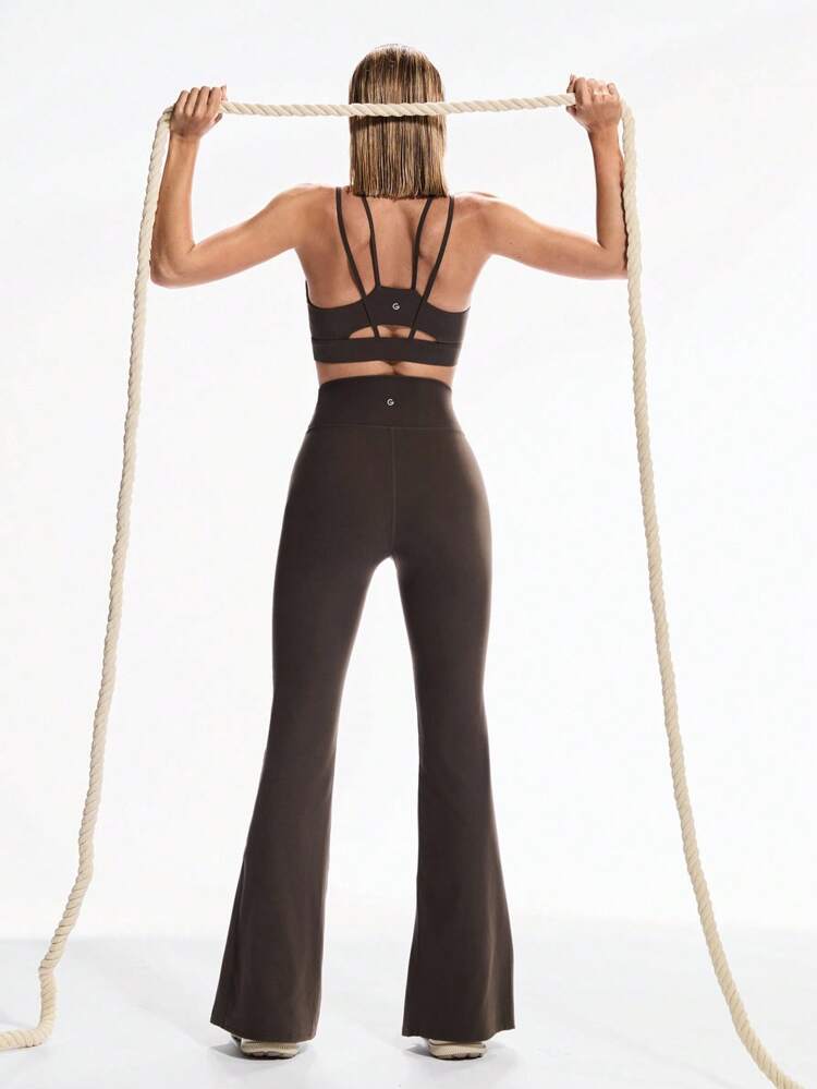 Sujetador deportivo FeatherFit™ de doble tirante con forma de corazón en el cuello, de bajo impacto, para yoga y uso diario