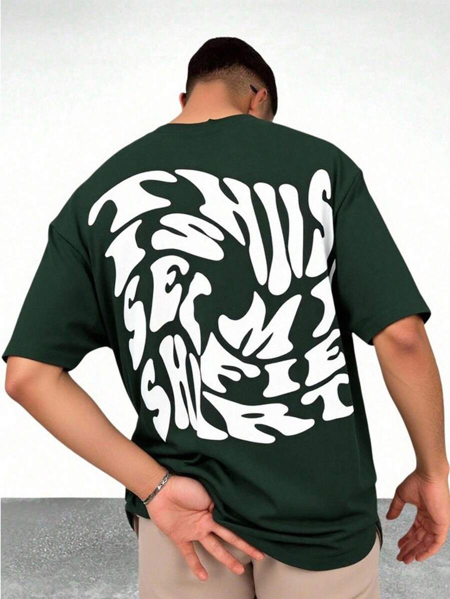 SHEIN Camiseta de manga corta con gráfico de texto para adolescentes y jóvenes, cómoda camiseta de cuello redondo de color liso para ir y venir, escuela, diario, vacaciones, deportes, fiesta, primavera/verano - Verde militar - Ver 1