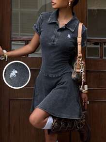 Muchica 秋季休闲水洗雪花马刺绣万圣节哥特式返校节连衣裙，旧钱马球裙，秋季服装