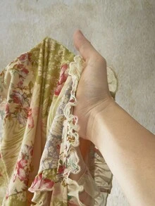 SHEIN ICON 加大码粉色佩斯利花纹 V 领荷叶边下摆网眼背心，适合夏季，Y2K 复古佩斯利花纹，毕业/返校季夏装，暑假 - 綠色 - 查看 9