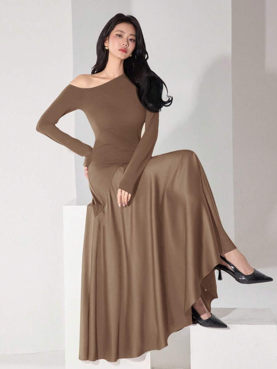 Heiryn 1 件女式纯色不对称领长袖连衣裙 - 棕色 - 查看 1