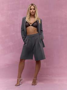 MISSGUIDED 百褶高腰百慕大短裤办公室装及膝正式商务职业裤春夏秋季经典休闲直筒裤 - 深灰色 - 查看 3