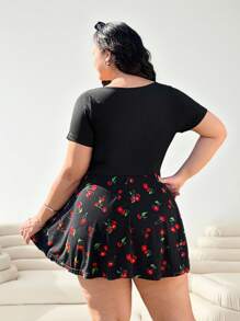 Solflare Plus Size Cherry-Patchwork Ruffle Hem Jumpsuit, Casual And Fashionable For Everyday Wear - Black - View 2