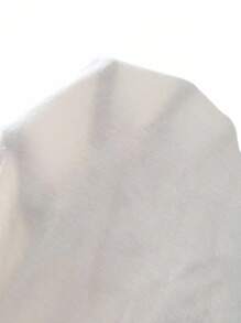 少女甜美可爱长袖彼得潘领卫衣搭配杏色喇叭裤套装，时尚简约通勤秋冬