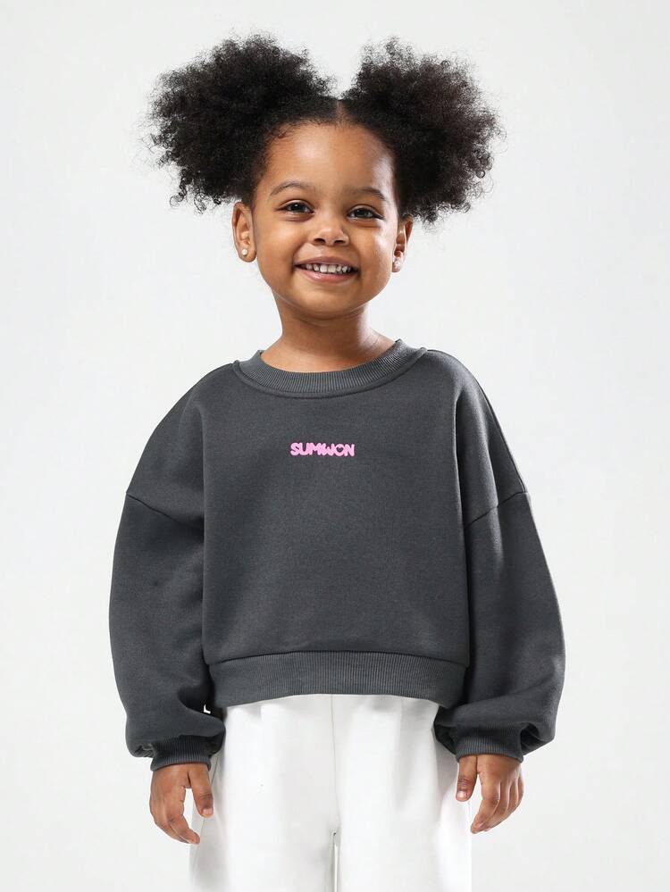 Bluza z krótkim rękawem i różowym nadrukiem liter