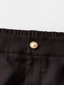 SHEIN Tall CURVE 加大码纯色阔腿优雅褶皱修身百搭短裤 - 黑色 - 查看 4