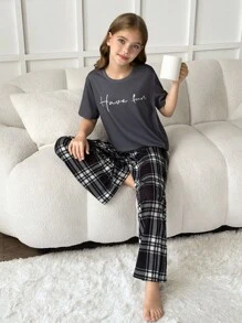 SHEIN 青少年女孩 2 件套休闲字母图案 T 恤 + 格子裤，舒适宽松家居服，适合室内和室外 - 深灰色 - 查看 6