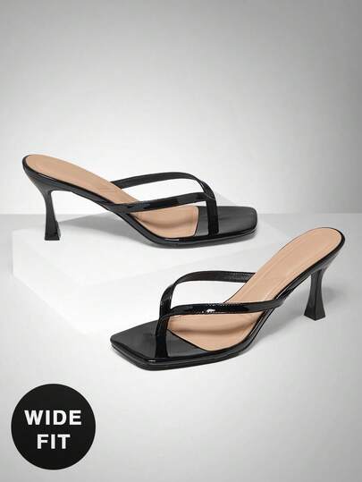 SHUZIA 宽楦女士舒适猫跟方头人字拖凉鞋，适合圣诞节和情人节穿着。