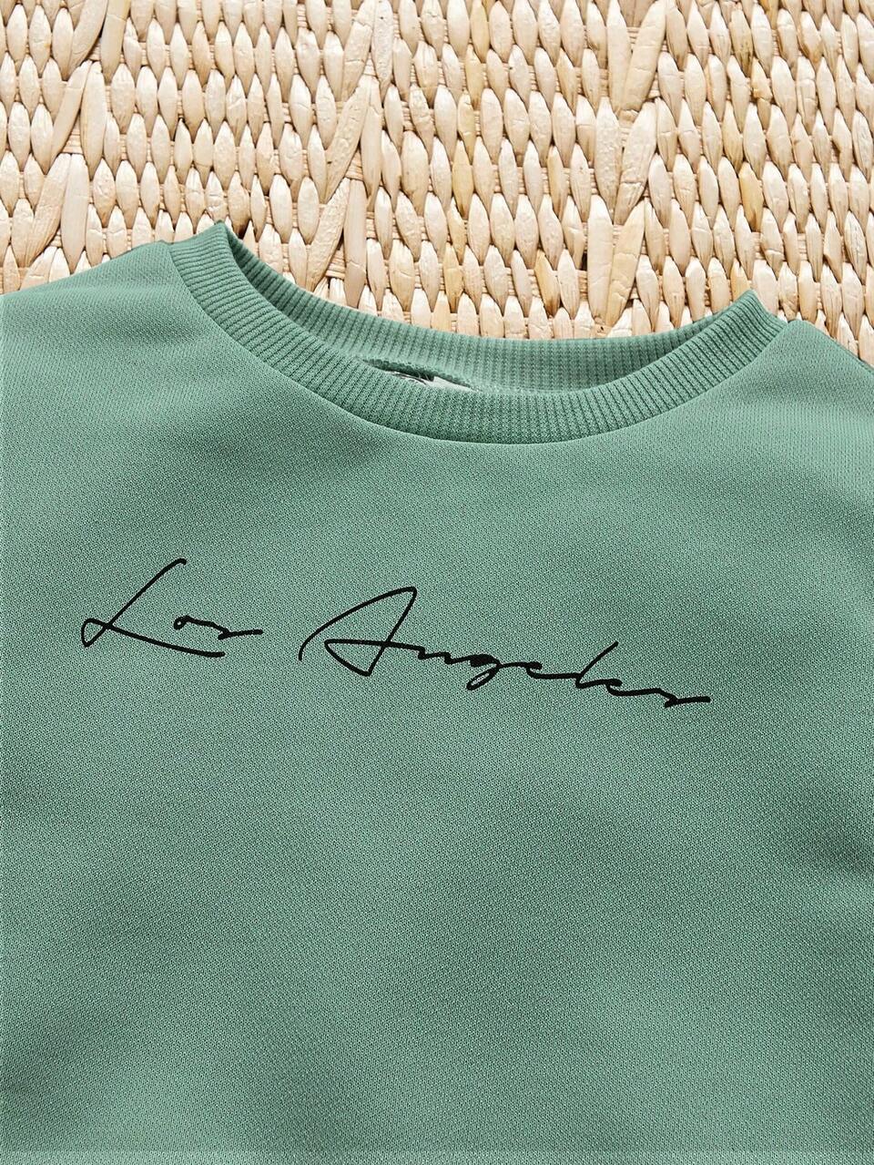 Young Boy Letter Graphic Pullover & Sweatpants
