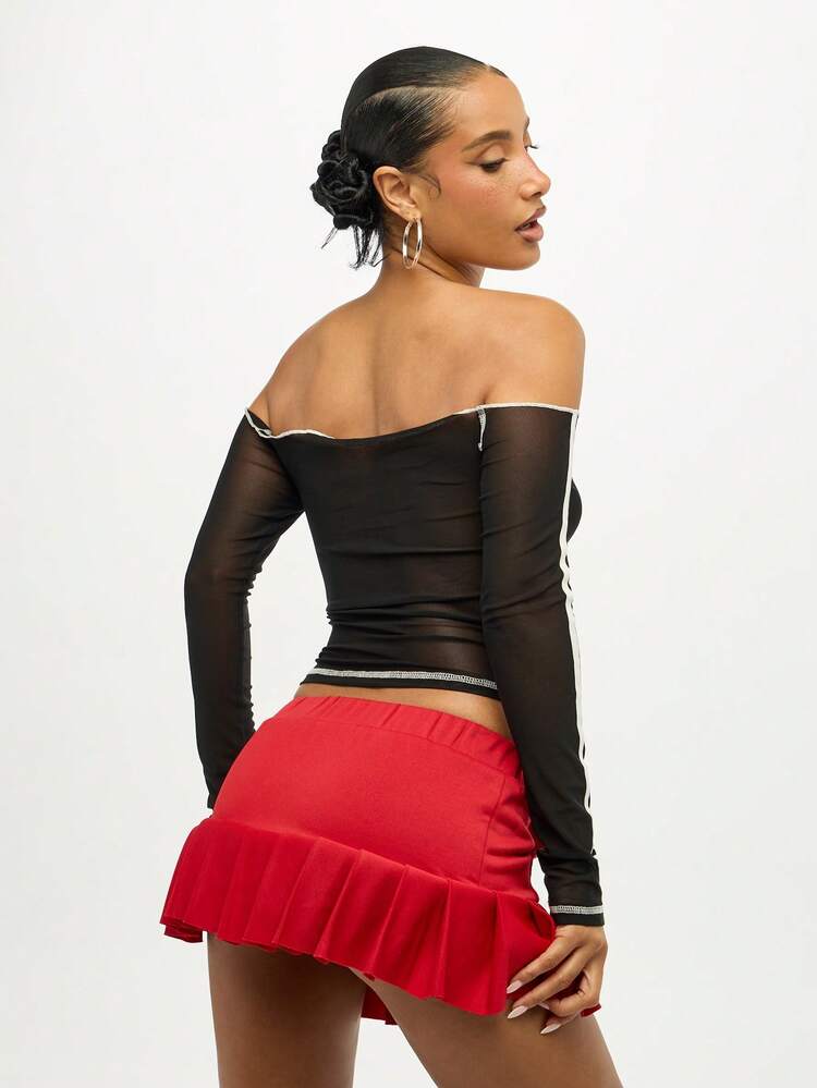 SUMWON WOMEN メッシュオフショルダー トロフィー 長袖クロップトップ バーシティスタイル カレッジファッション ナンバープリント Y2K アエステティック レトロチアリーダー ストリートウェア チェック柄キャップ 秋冬コレクション