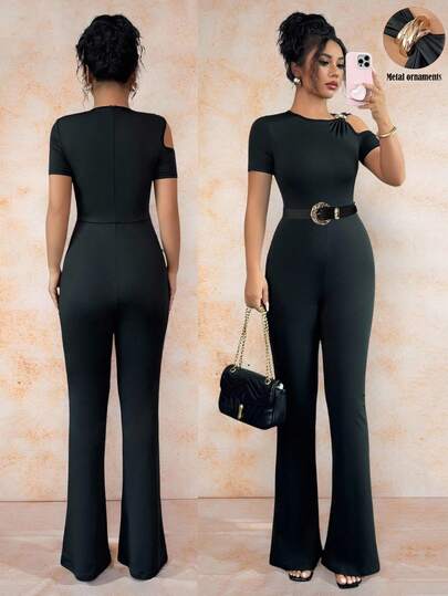 SHEIN Raffinéa 女式纯黑色镂空领口金属装饰紧身连体裤，适合日常穿着，性感、时尚、独特