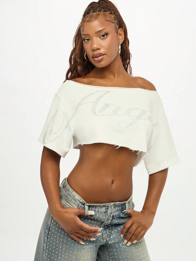 SUMWON WOMEN Schulterfreies Crop-Top mit Strass-Logo