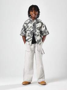 SUMWON 青年扎染印花纽扣宽松衬衫短袖超大露营领休闲周末假日街头风格口袋细节 - 深灰色 - 查看 7