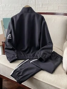 Bộ áo khoác và quần in chữ và sọc tương phản cho bé trai tuổi mới lớn - màu đen - Xem 7
