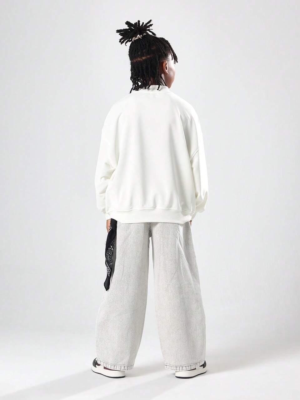 Classic White Crewneck Sweatshirt With Brand Logo