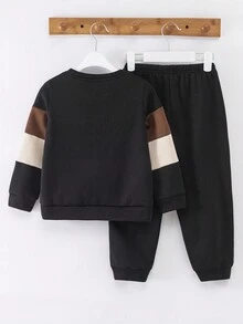 SHEIN 2 件儿童休闲针织拼接圆领长袖运动衫和裤子套装，适合通勤、上学、日常休闲、学院风，适合儿童装年轻男孩衣服返校男孩套装，适合生日派对、晚会、婚礼、洗礼、开学典礼、日常校服、旅游、运动、秋冬季节，羊毛，加厚 - 黑色 - 查看 3