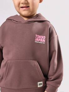 SUMWON 常规款童装男童东京日本印花连帽衫街头风秋冬休闲摩托俱乐部套头连帽卫衣汽车设计日常穿着度假服饰 - 棕色 - 查看 3