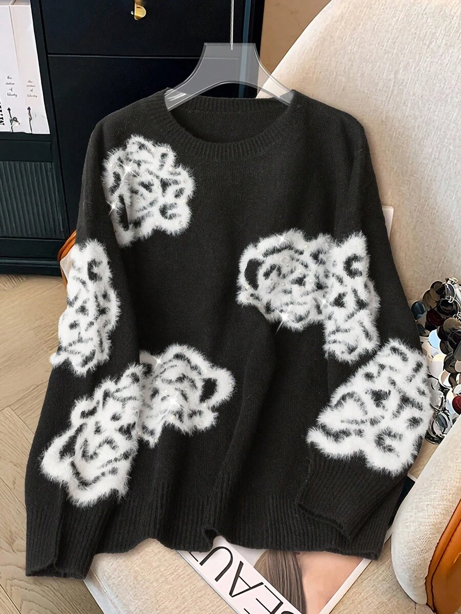 GlowEve CURVE 1pc Women Plus Size Minimalist Floral & Pearl Decor Crew Neck Long Sleeve Pullover Sweater, Suitable For Autumn/Winter Fall