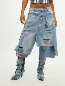 SUMWON WOMEN Quần short denim Bermuda rách hai lớp phong cách lễ hội, cạp cao đính đinh tán, chi tiết rách, điểm xuyết chỉ hồng, quần thời trang mùa hè - Màu xanh lam - Xem 4